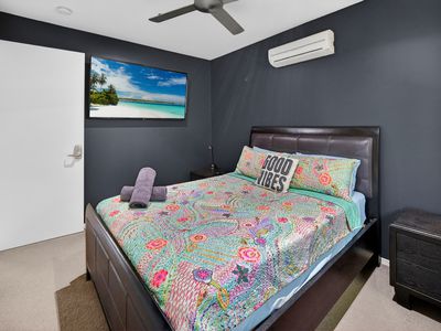 86 Gloucester Avenue, Hideaway Bay