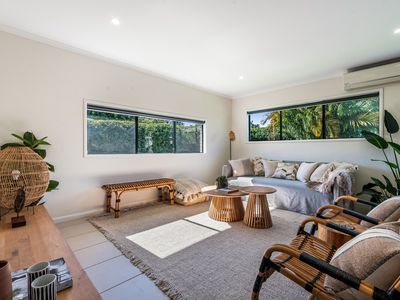 1 Cockatoo Crescent, Mullumbimby