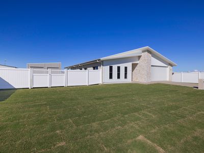 99 Logan Road, Innes Park