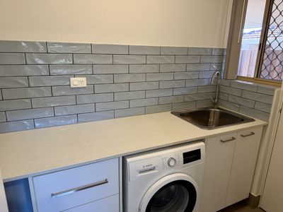 23 / 2 Theakston Green, Leeming