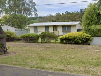 76 THOMAS DRIVE, Mount Burr