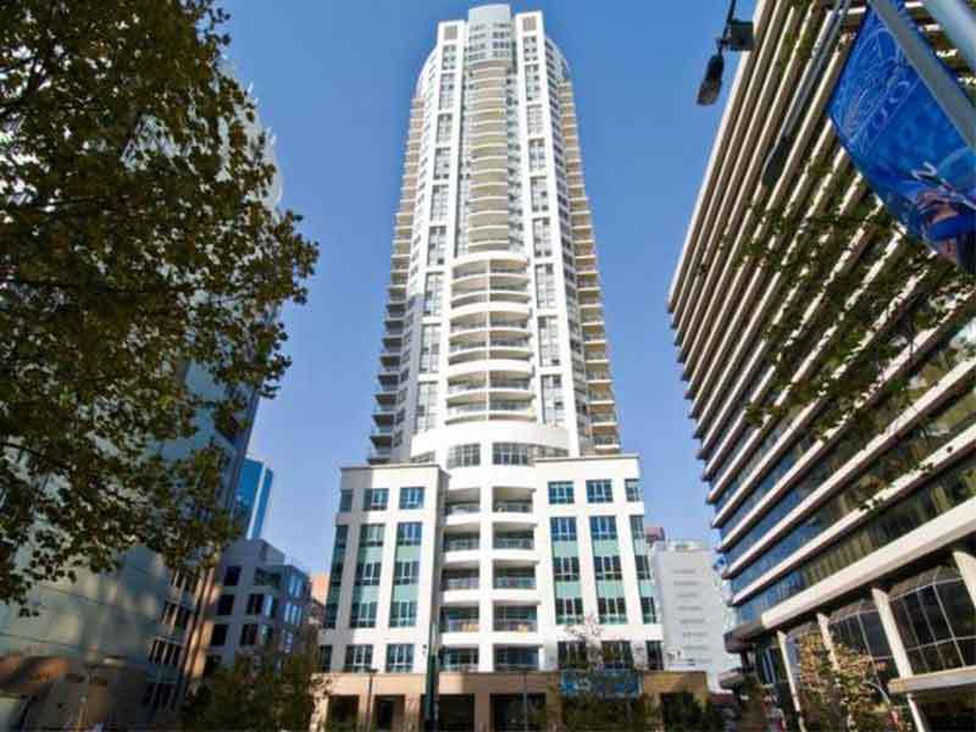 1012 / 79-81 Berry Street, North Sydney