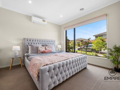 52 Simmental Drive, Clyde North
