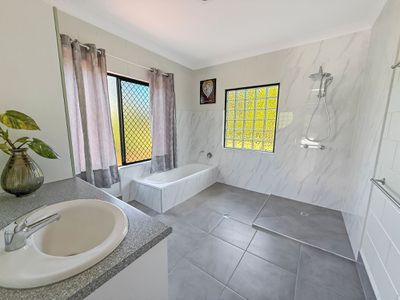22B Palomino Avenue, Tolga
