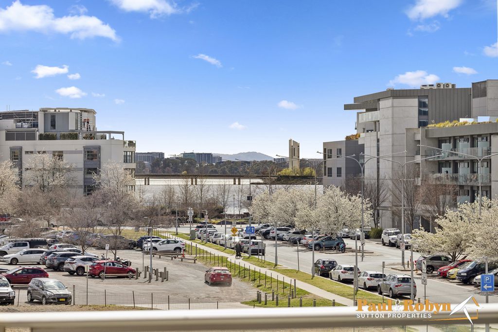 27 / 71 Giles Street, Kingston