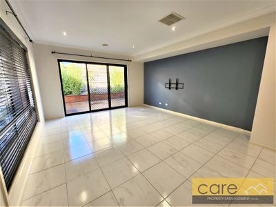 6 Berrima Court, Cranbourne North