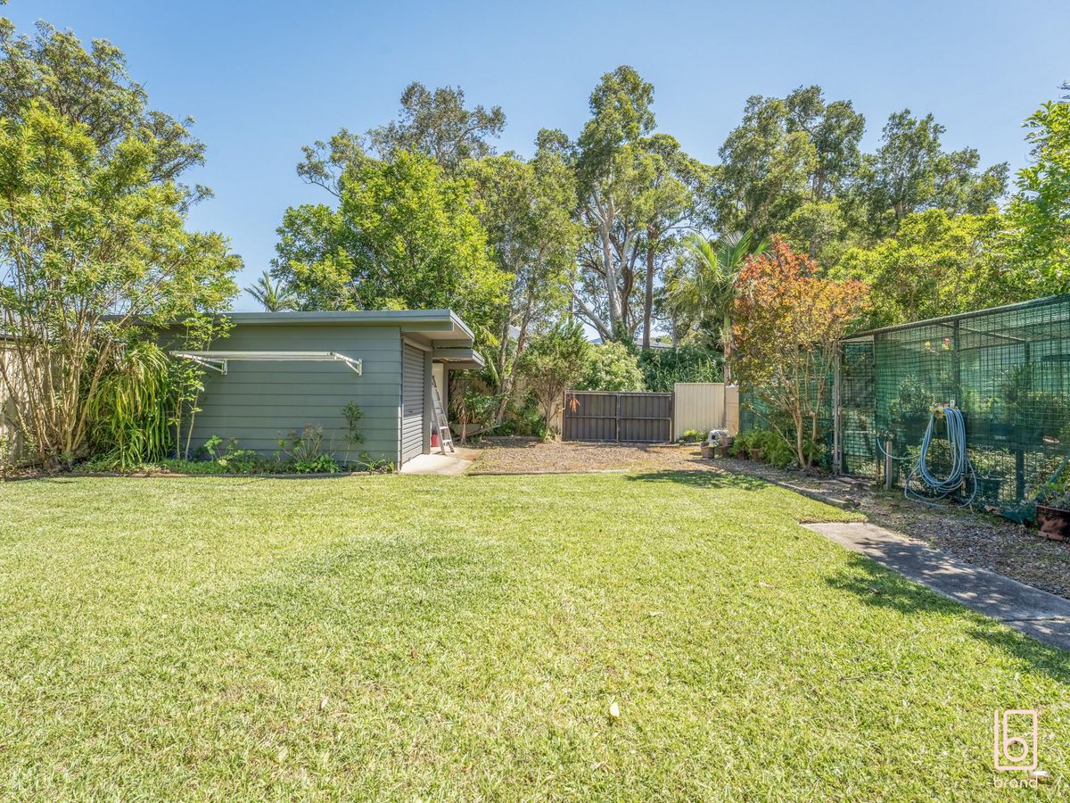 16 Nicholson Crescent, Toukley