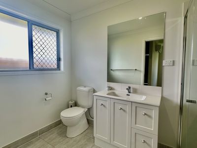 5 Langland Circuit, Walloon
