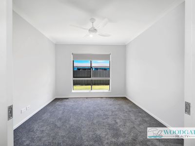 21 Gull Street, Woodgate