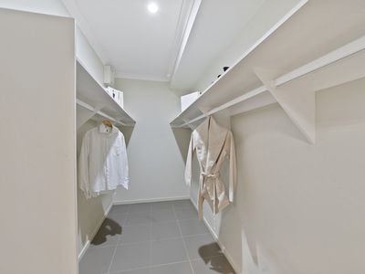 10 Saint Marys Close, Doolandella