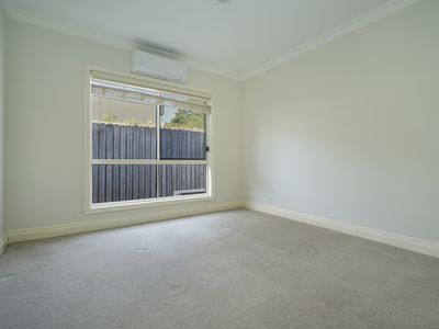 2 / 82 Curzon Street, East Toowoomba