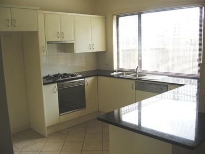 3 / 16 Matthews Street, West Wollongong