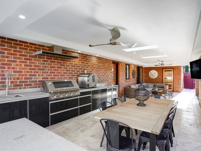 32 Wainewright Avenue, West Hoxton