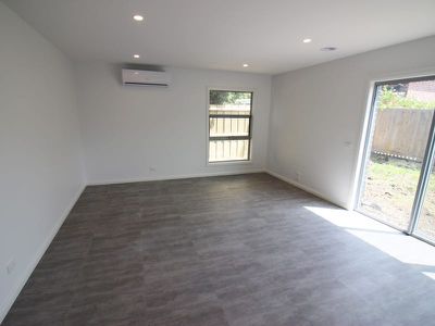 6B Nagle Drive, Belmont