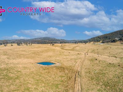 1929 New England Highway, Dundee