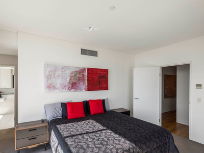 2502 / 237 Adelaide Terrace, Perth