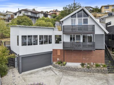 2 / 35 Valley Street, West Hobart