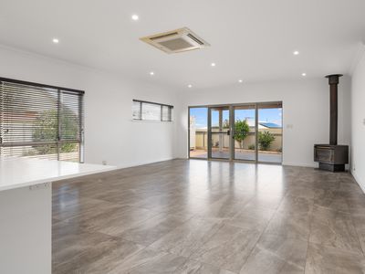 14A Purna Place, Hannans