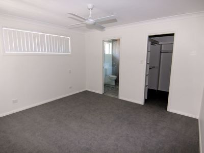 2 / 50 Amanda Crescent, Forster