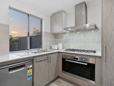 7 Reflection Boulevard, Jindalee