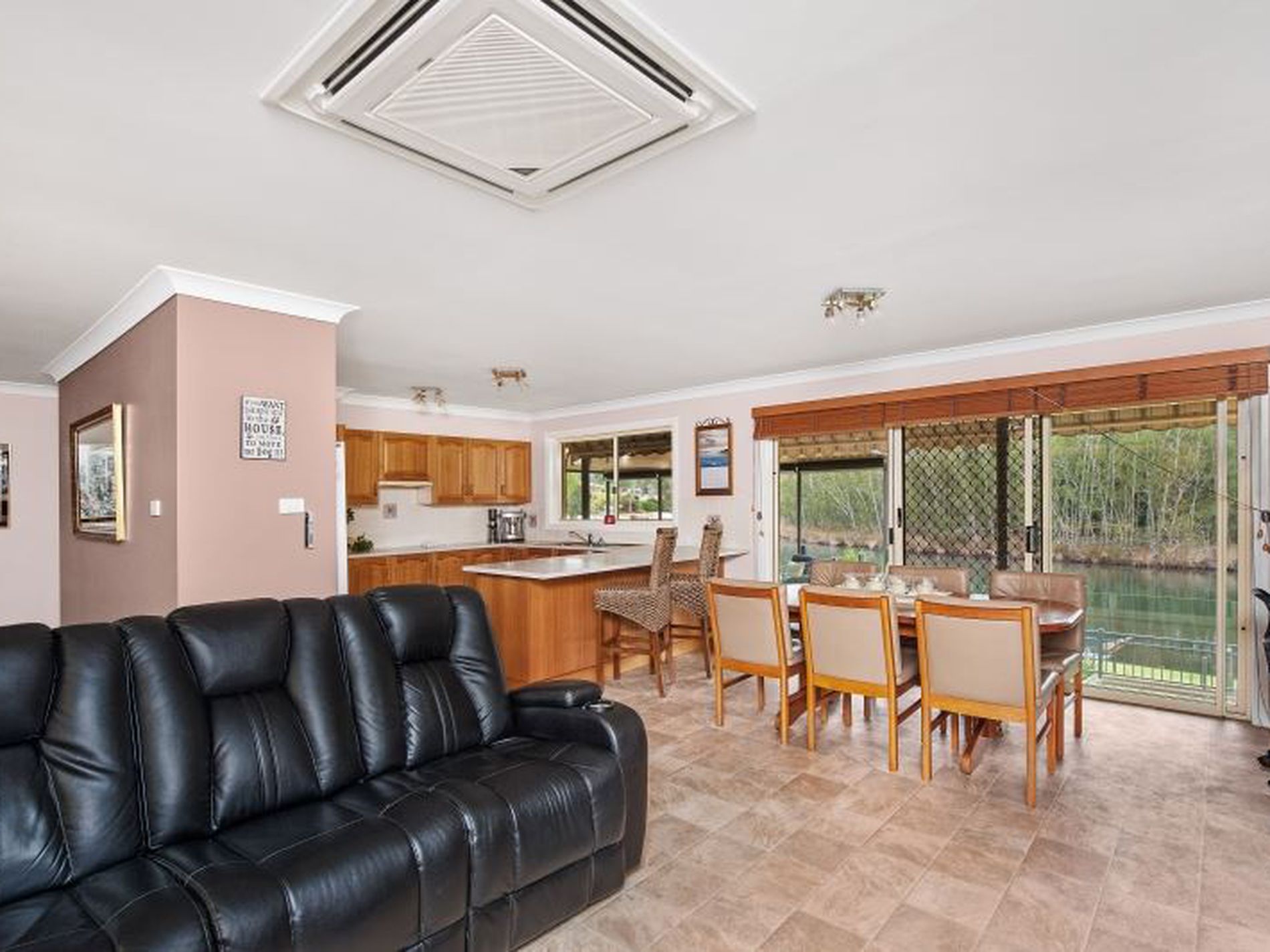 17 Aney Street, Lake Conjola