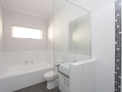 22B Emsworth Way, Balga