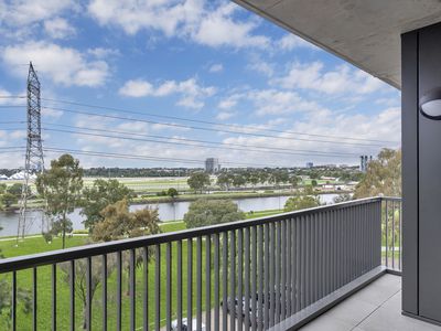 302 / 2B Ballarat Road, Footscray
