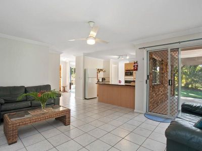 76 Illoura Place, Cooroibah