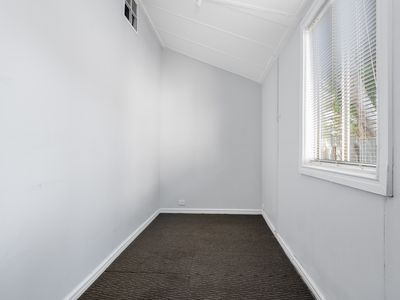 162 Varden Street, Piccadilly