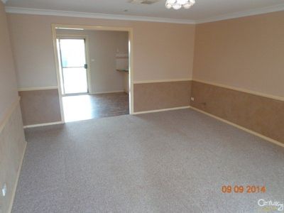 8A Grevillea Close, Dubbo