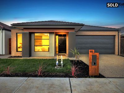 115 Moxham Drive, Clyde North