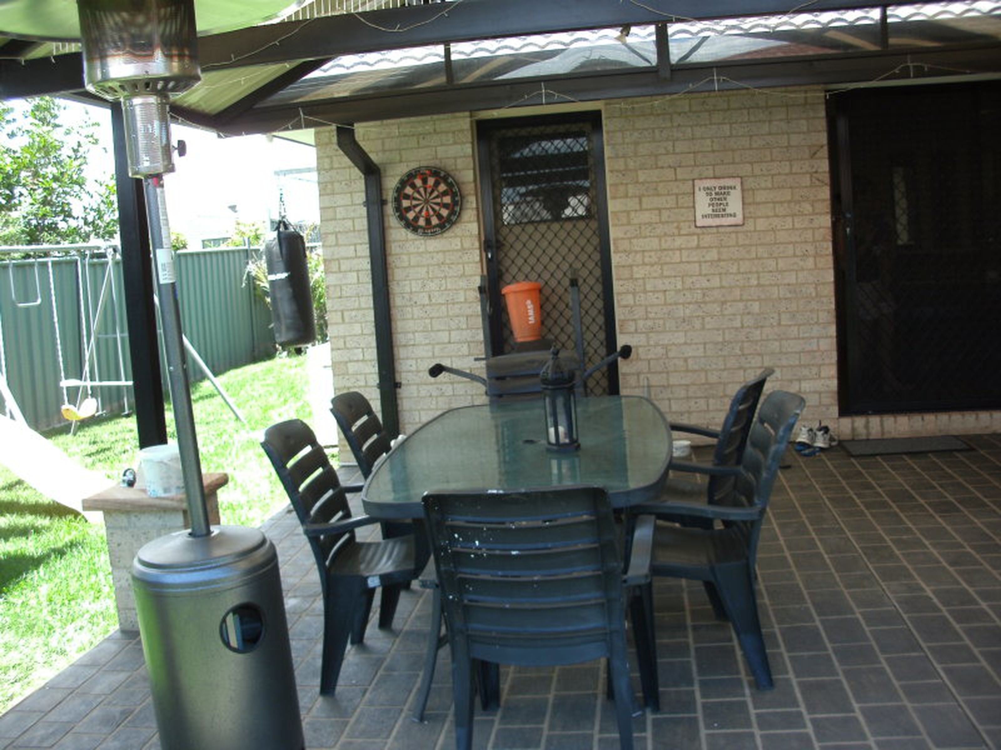 5 Yenna Place, GLENMORE PARK