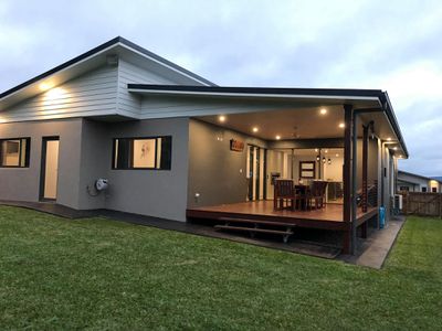 35 LAVENDER CRESCENT, Atherton