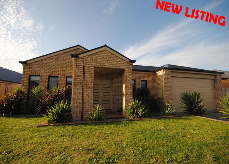 19 Coastal Court, Portland