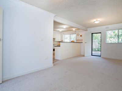 2 / 31 Everard Avenue, Ashford