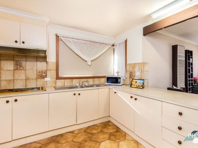 2 / 3 Perkins Avenue, Hoppers Crossing