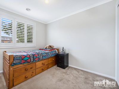 15 Gables Walk, Narre Warren South