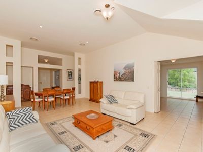 11 Sovereign Strait, Karalee