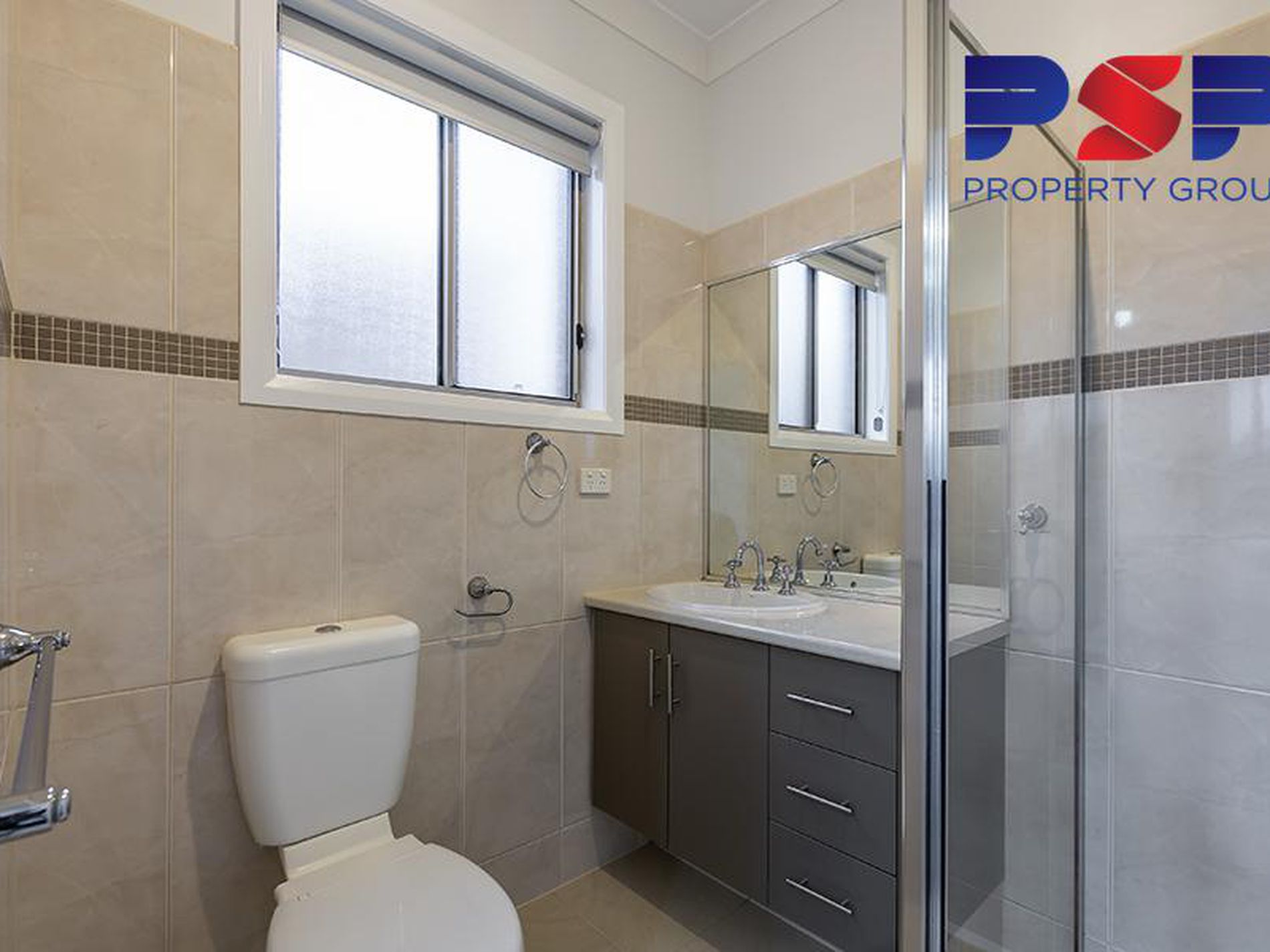 2/2 Bellworth Avenue, Tarneit