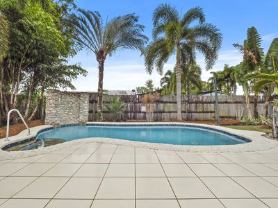 6 Walnut Street, Holloways Beach