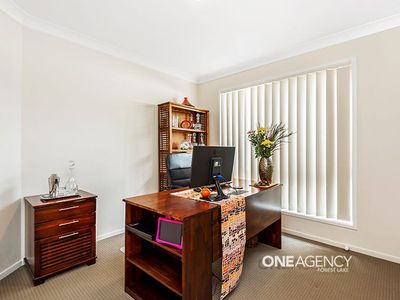 3 McKenzie Pl, Forest Lake