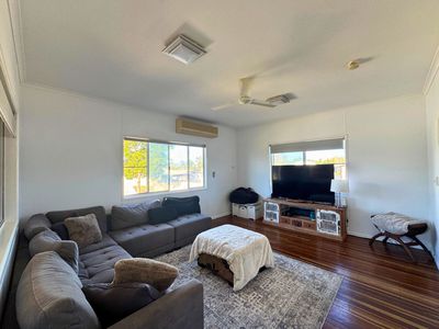 194 Mills Avenue, Moranbah
