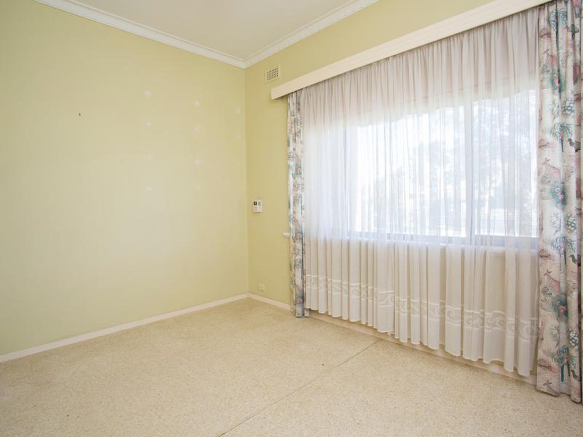 5 Wendover Walk, Glengowrie