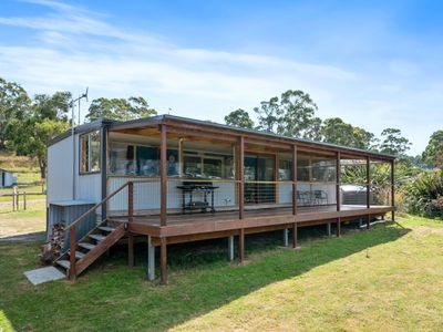 6 Dunn Drive, Surveyors Bay