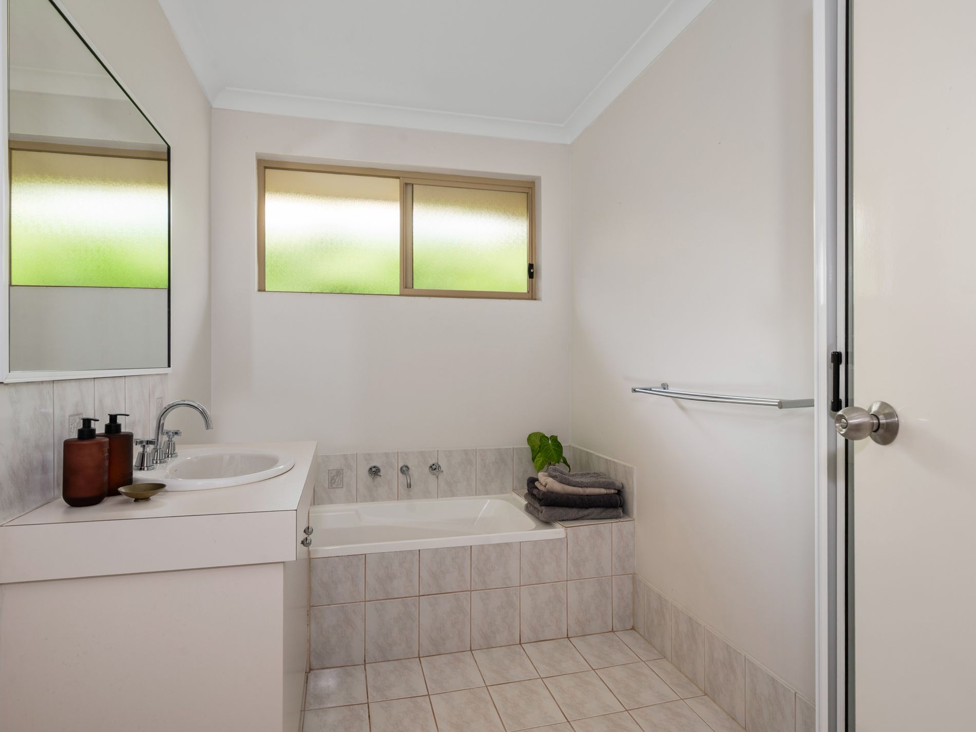 28 Lewis Street, Lamington