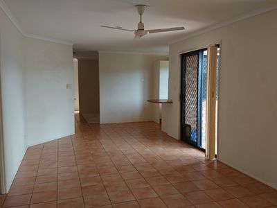 4 Lomandra Court, Oxenford