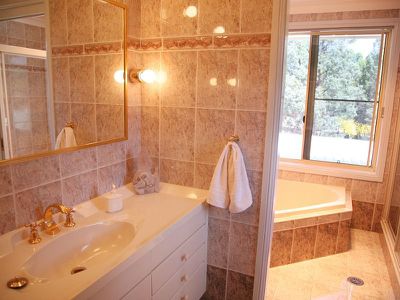 17L Harefield Road, Dubbo