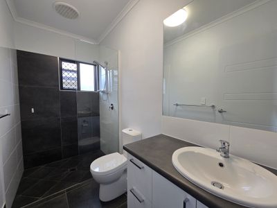 20 HESTER STREET, Edmonton