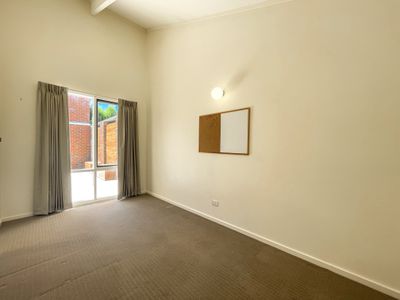 28 Douglas Avenue, Swan Hill