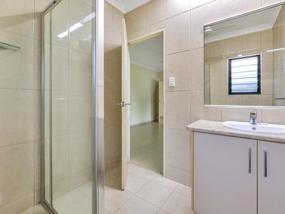 63 Wood Crescent, Rosebery